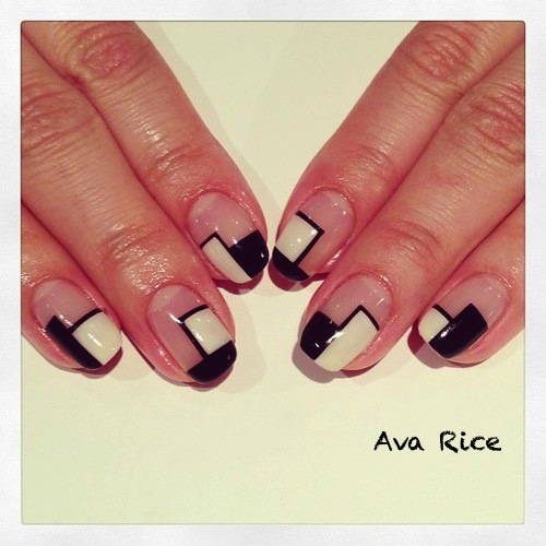 nailsalonavarice:monotone